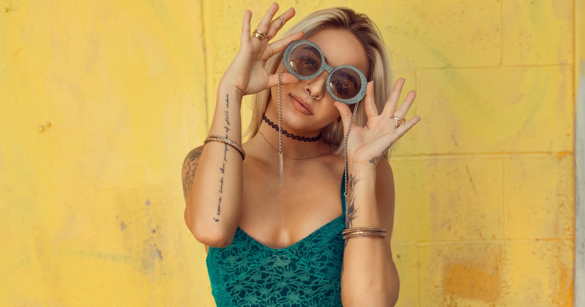 5 ways to style one printed scarf